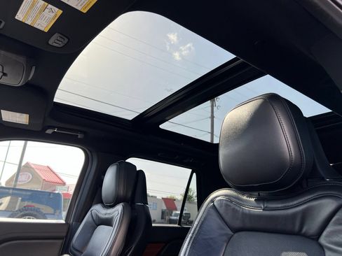 Used 2019 Lincoln Navigator L Reserve AWD/4WD image 55