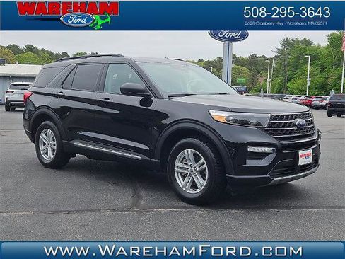 Certified 2022 Ford Explorer XLT w/ Equipment Group 202A image 1
