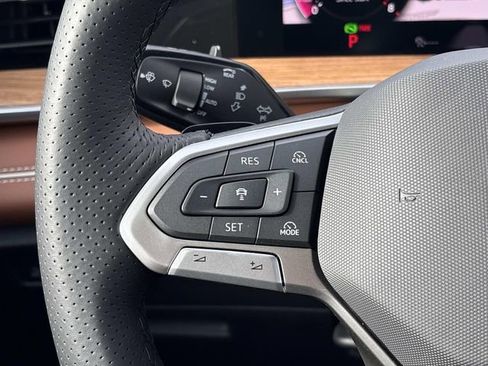 New 2026 Volkswagen Tiguan SEL R-Line image 15