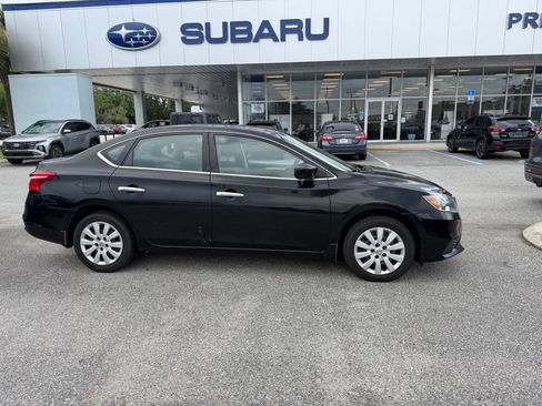 Used 2019 Nissan Sentra S FWD image 2