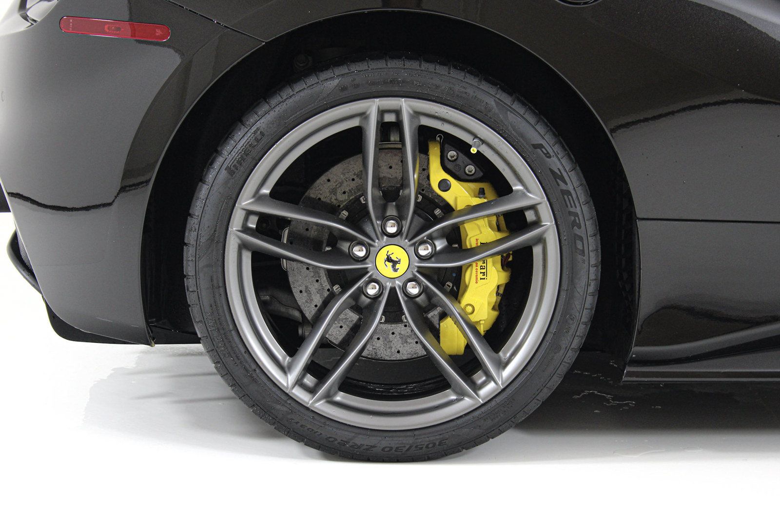 Certified 2017 Ferrari 488 Spider RWD image 21