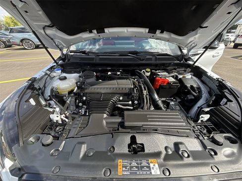 Certified 2025 Lincoln Corsair Reserve w/ Equipment Group 202A image 18