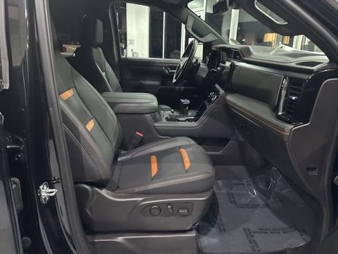Used 2025 GMC Sierra 1500 AT4 image 34