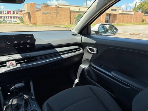 Used 2026 Kia K4 FWD image 29