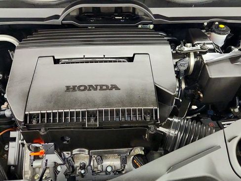 Used 2025 Honda Pilot TrailSport image 28