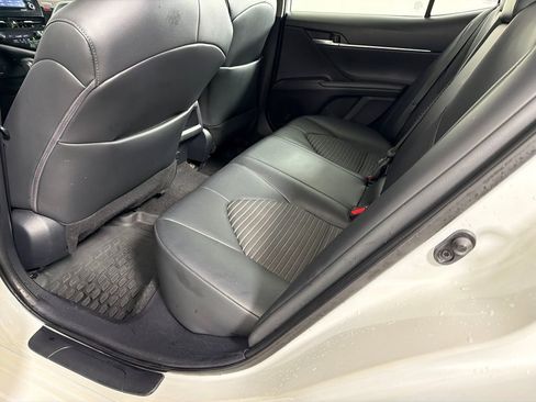 Used 2023 Toyota Camry SE image 20