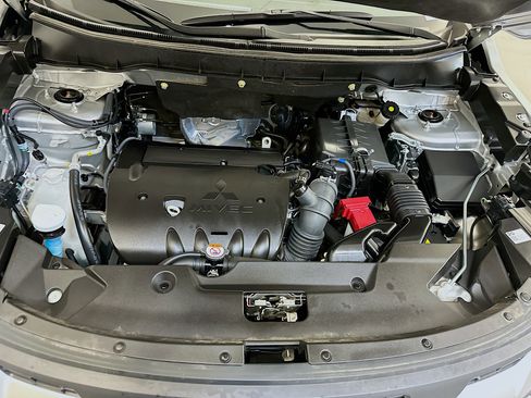 Used 2025 Mitsubishi Outlander Sport ES image 33