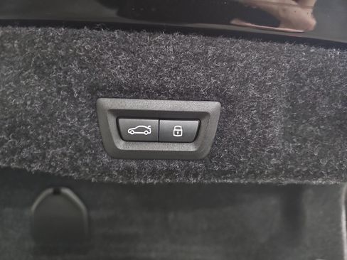 New 2026 BMW 530i xDrive 530i xDrive w/ Premium Package image 13