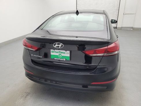 Used 2017 Hyundai Elantra SE image 7