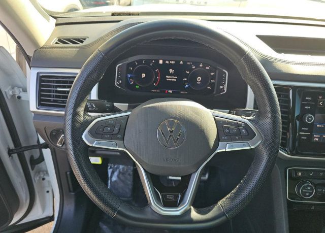 Used 2023 Volkswagen Atlas SEL Premium AWD/4WD image 13