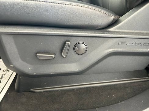 Used 2026 Ford F350 Lariat AWD/4WD image 46