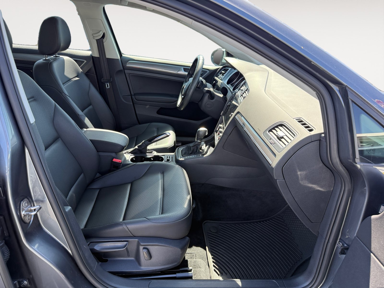 Used 2019 Volkswagen Golf Alltrack SE AWD/4WD image 19