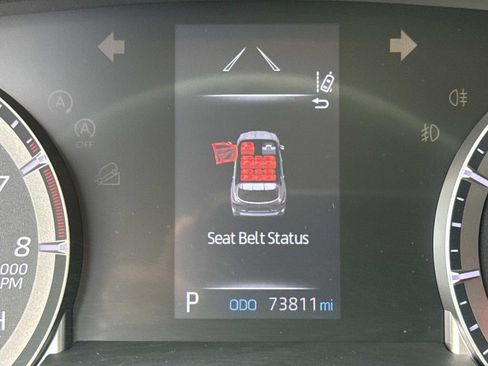 Used 2020 Toyota Highlander L AWD/4WD image 39