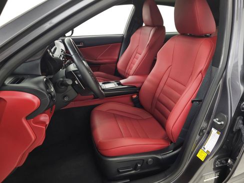 Used 2024 Lexus IS 500 RWD image 17