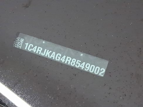 Used 2024 Jeep Grand Cherokee L Altitude image 19