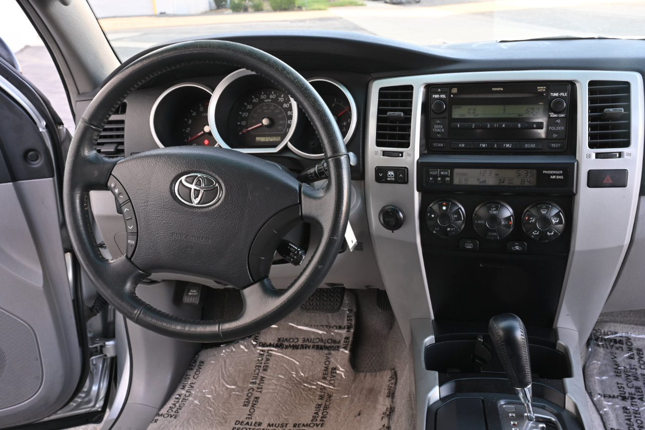 Used 2008 Toyota 4Runner SR5 RWD image 19