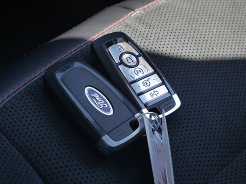 Certified 2025 Ford Explorer ST AWD/4WD image 39