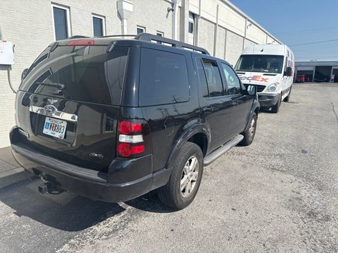Used 2010 Ford Explorer XLT AWD/4WD image 11