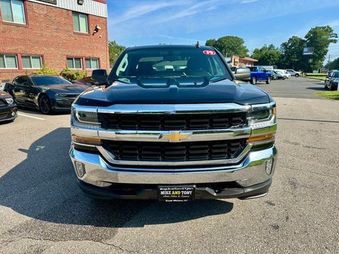 Used 2019 Chevrolet Silverado 1500 LT w/ All Star Edition AWD/4WD image 2