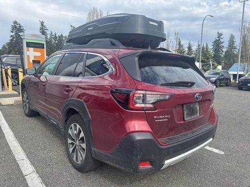 Used 2023 Subaru Outback Limited image 2