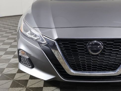 Used 2022 Nissan Altima 2.5 SV image 10
