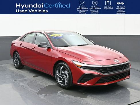 Certified 2025 Hyundai Elantra Sport image 1