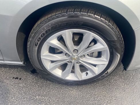 Used 2025 Chevrolet Malibu LT FWD image 20