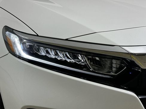 Used 2020 Honda Accord EX-L image 9