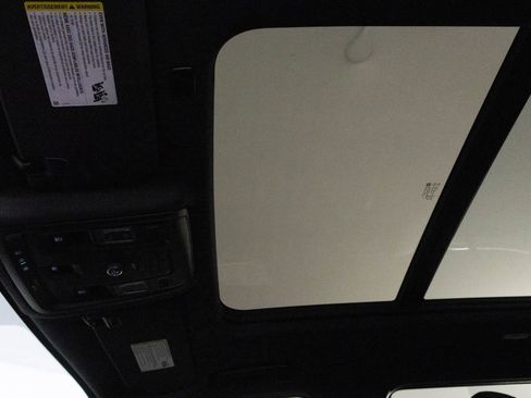 Used 2021 Chevrolet Tahoe LT w/ Rear Media and Nav Package image 27