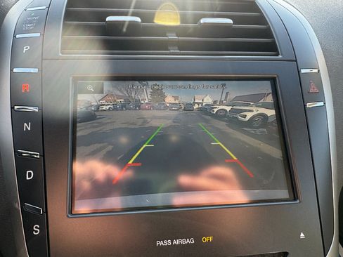 Used 2015 Lincoln MKZ w/ Equipment Group 101A Select image 16