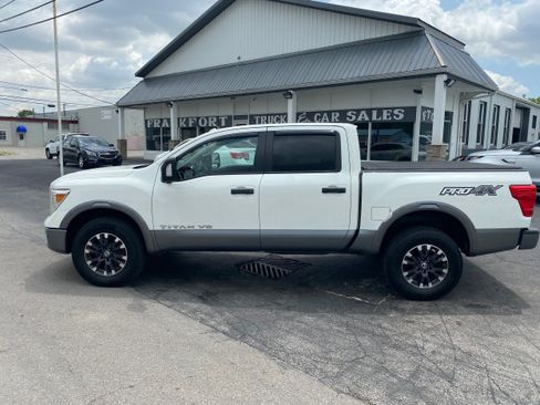 Used 2018 Nissan Titan PRO-4X w/ Pro-4x Utility Package AWD/4WD image 7