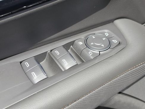 New 2026 Chevrolet Suburban High Country RWD image 22