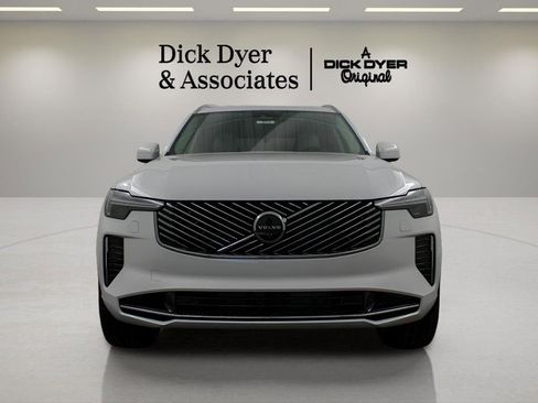 New 2026 Volvo XC90 B6 Ultra w/ Protection Package Premier image 8