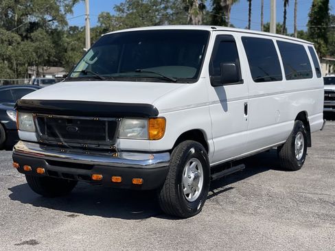 Used 2007 Ford E-350 and Econoline 350 XL image 9