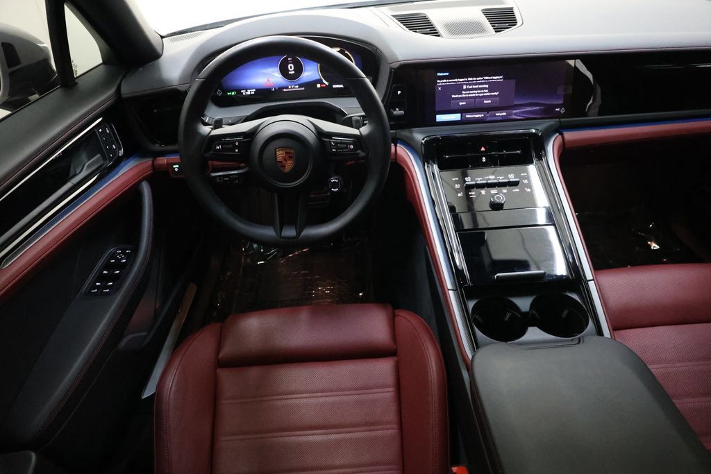 Used 2026 Porsche Panamera image 83