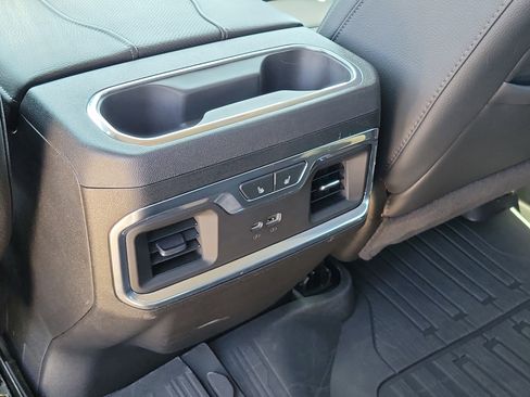 Used 2025 GMC Sierra 1500 Denali AWD/4WD image 14