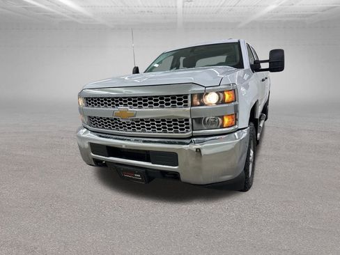 Used 2019 Chevrolet Silverado 2500 W/T w/ Snow Plow Prep Package image 6