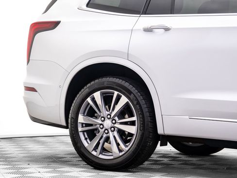 Certified 2024 Cadillac XT6 Premium Luxury w/ Platinum Package image 37