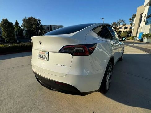 Used 2023 Tesla Model Y Long Range AWD/4WD image 7