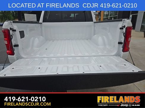 New 2026 RAM 1500 Laramie AWD/4WD image 24