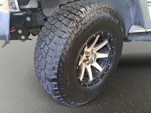 Used 2013 Jeep Wrangler Unlimited Sport AWD/4WD image 25