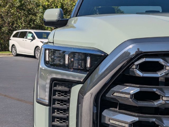 Used 2024 Toyota Tundra Platinum AWD/4WD image 12