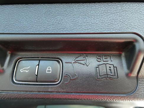 Used 2022 Ford Explorer ST w/ Equipment Group 401A AWD/4WD image 18