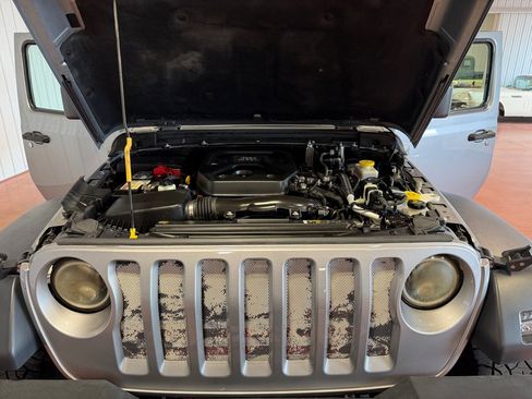Used 2020 Jeep Wrangler Unlimited Sport AWD/4WD image 33