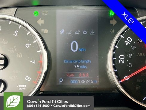 Used 2020 Toyota RAV4 XLE w/ XLE Grade Weather Package AWD/4WD image 2