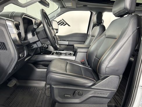 Used 2025 Ford F350 Lariat w/ Lariat Ultimate Package image 16