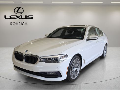 Used 2018 BMW 530i xDrive AWD/4WD image 1