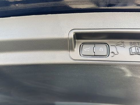 Used 2025 Ford Explorer ST image 23