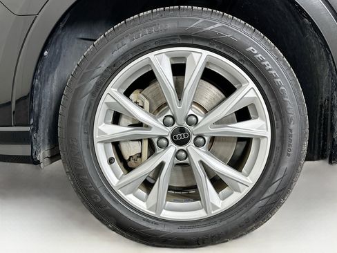 Used 2023 Audi Q3 2.0T Premium image 11