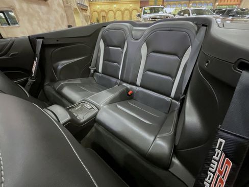 Used 2018 Chevrolet Camaro SS image 18